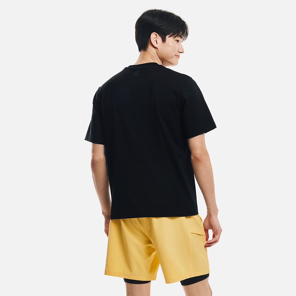 맨 에센셜 루즈핏 반팔 래쉬가드 블랙