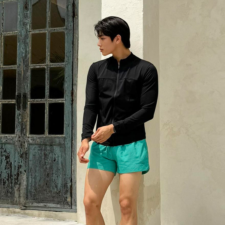 남성 핑거홀 집업 래쉬가드 블랙