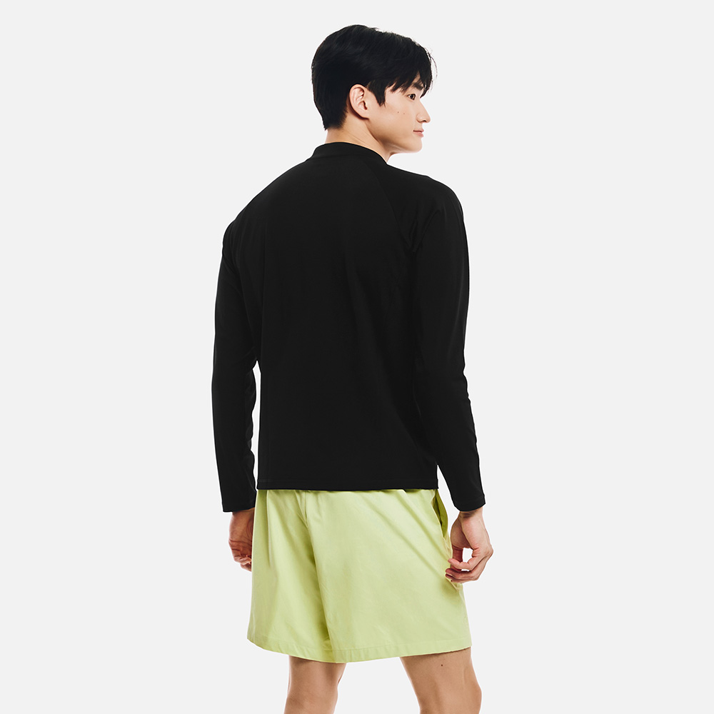 맨 에센셜 스탠다드핏 집업 래쉬가드 블랙
